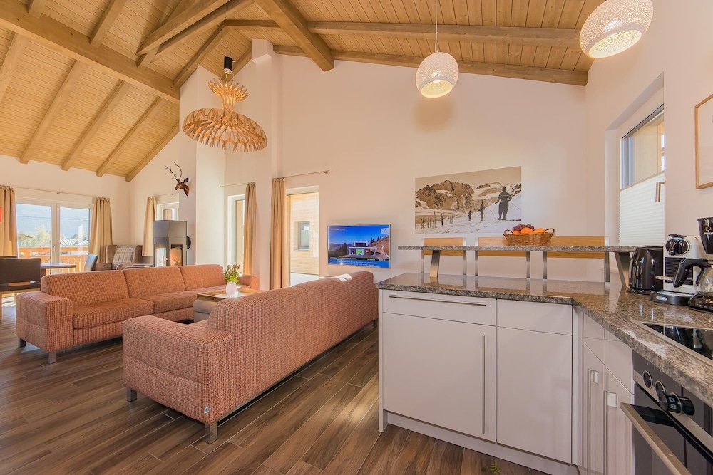Deluxe Chalet (Enzian) photo 1