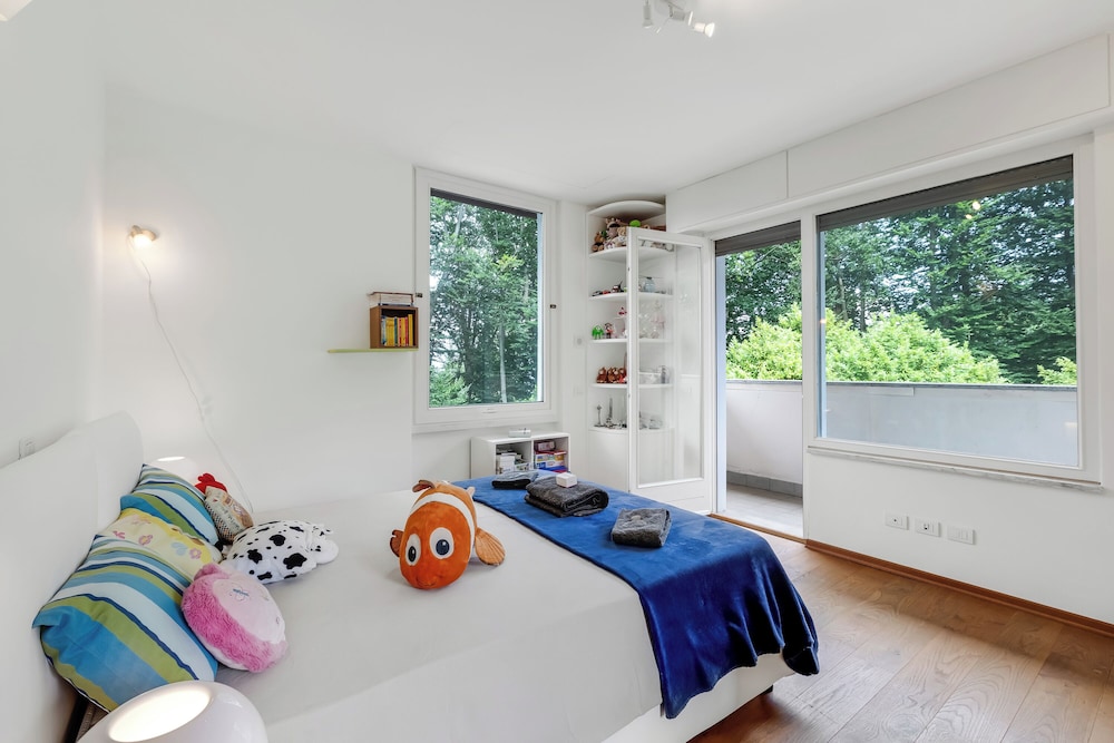 Family Villa, Multiple Bedrooms, Mountainside (Il Gioiellino Pool and Sauna) photo 3