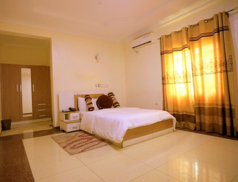 Deluxe Single Room, 1 Twin Bed photo 2
