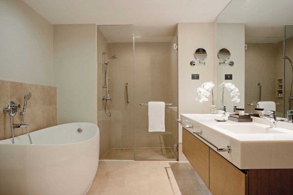 Suite, 2 Bedrooms photo 3