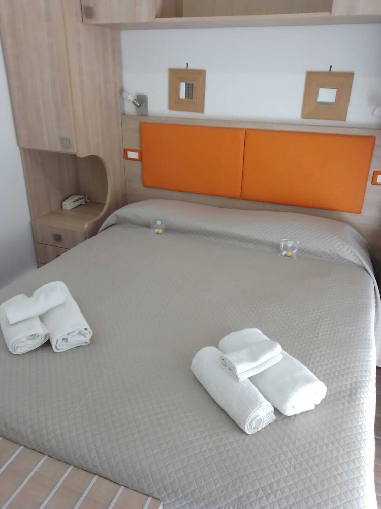 Superior Quadruple Room, Balcony