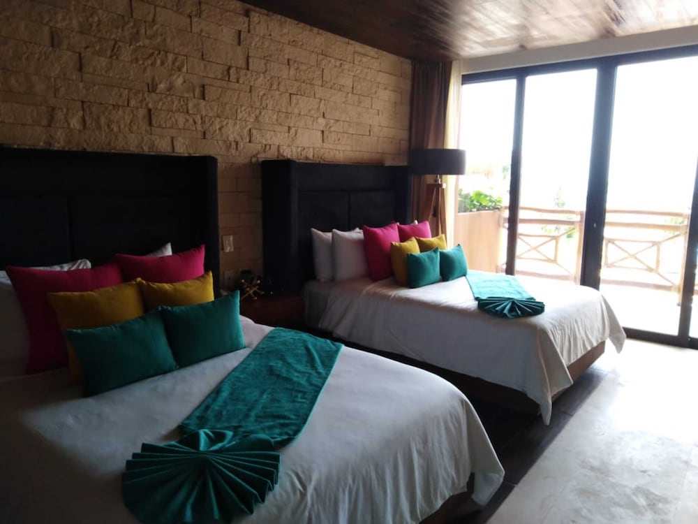 Luxury Junior Suite 2 DB with Balcony