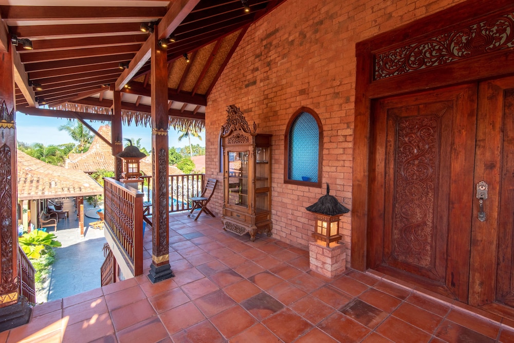 Royal Orchid Villa - Photo 30