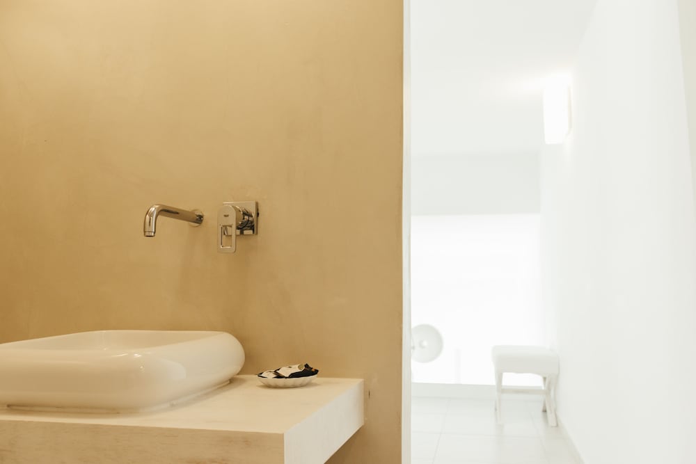 Suite, Private Pool - Photo 17