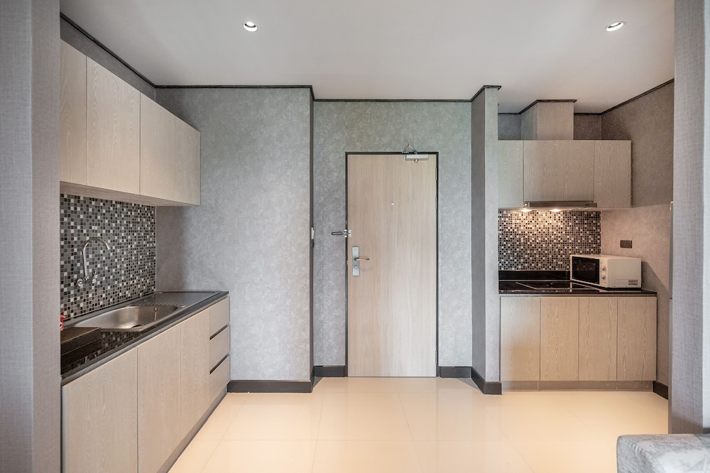 Deluxe Suite, 2 Bedrooms - Photo 11