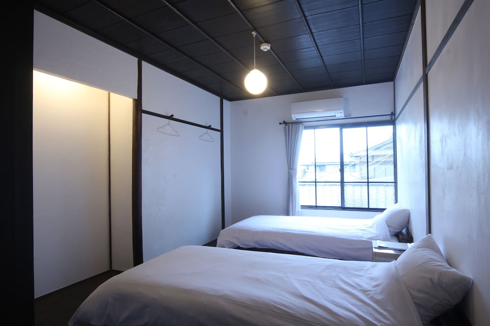 Twin Room, Non Smoking (koma) - Photo 1