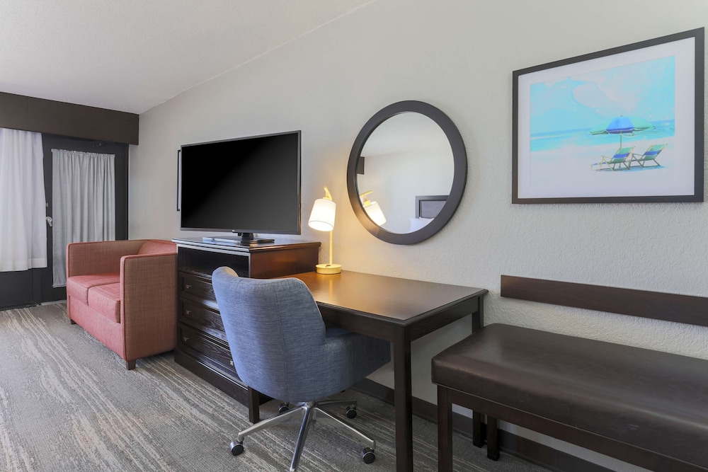 Room, Multiple Beds, Non Smoking, Ocean View