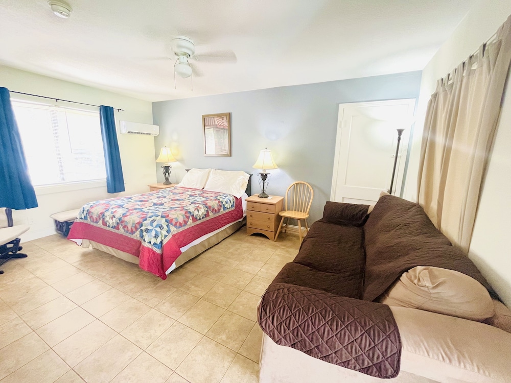 Studio Suite photo 3