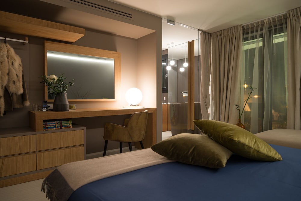 Executive Triple Room photo 3