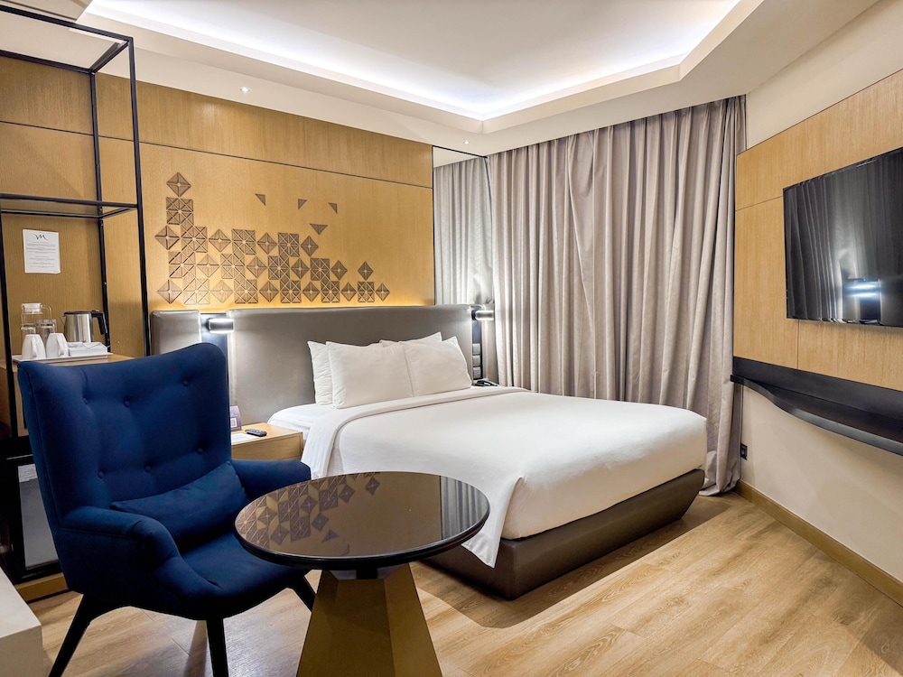 Classic Room, 1 Queen Bed - Photo 2
