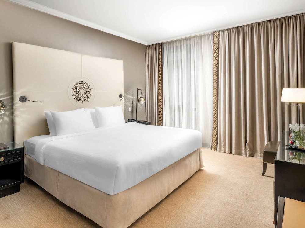 Classic Room, 1 King Bed - Photo 3