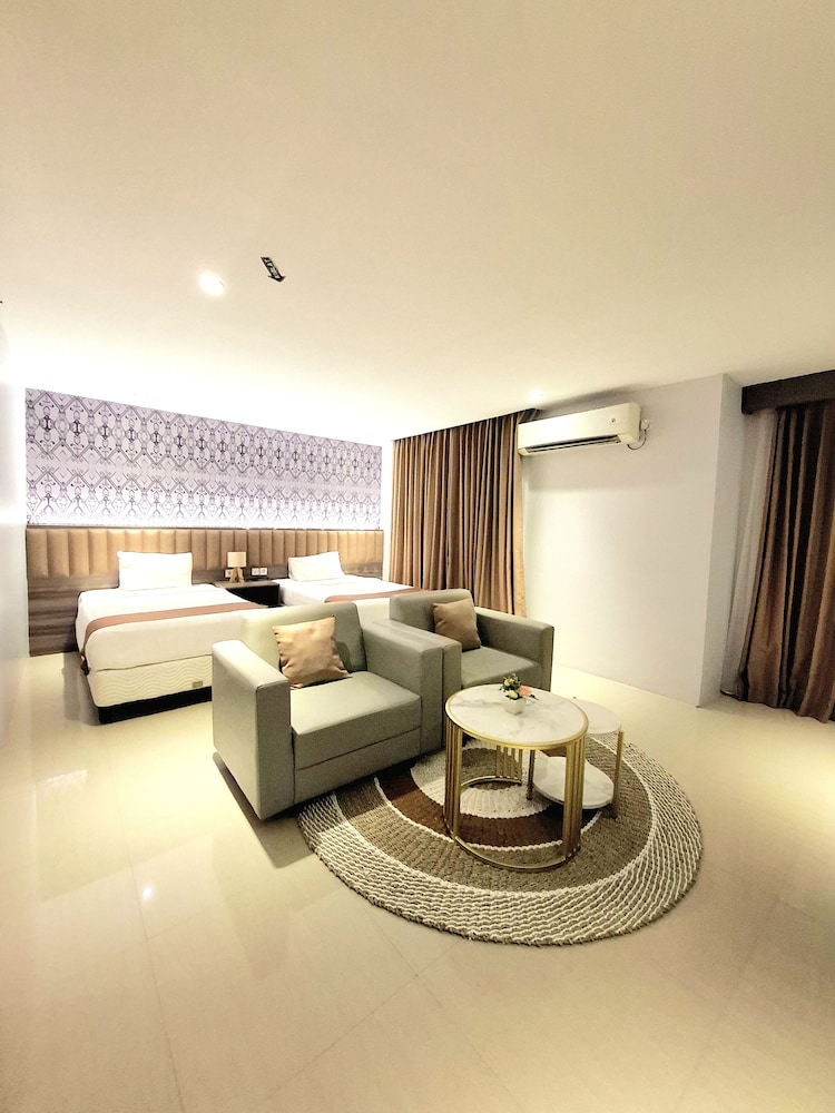 Junior Suite Twin photo 2