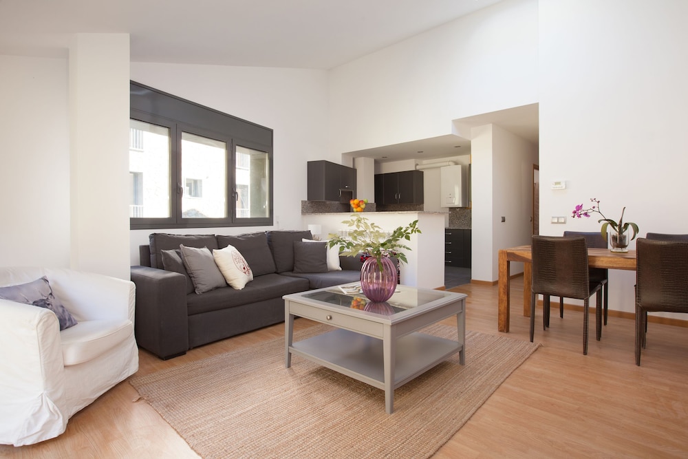 Apartment, 3 Bedrooms photo 2