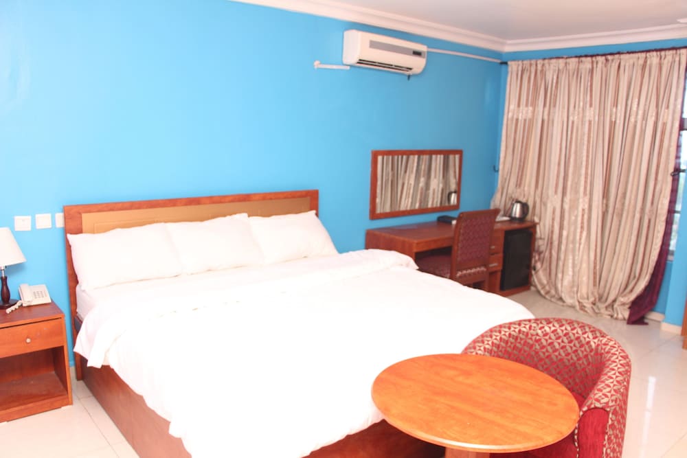 Executive Suite photo 1