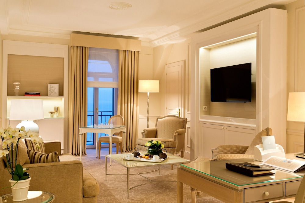 Junior Suite, 1 King Bed (Leman) photo 1