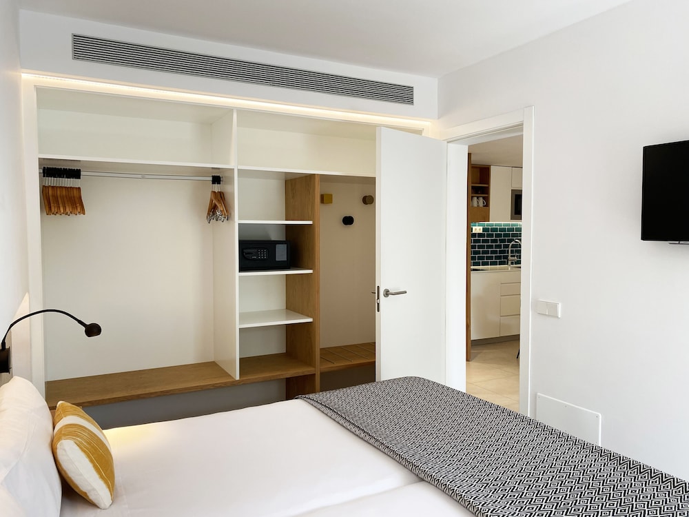 Superior Apartment, 1 Bedroom (Select, 2 Adults + 1 Child) photo 3