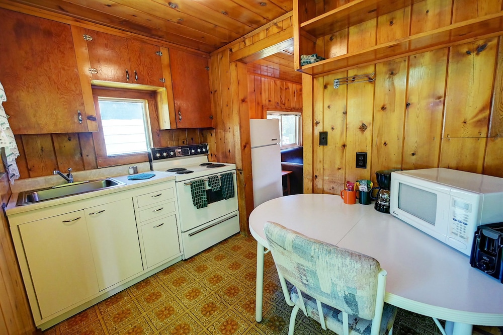 Classic Cabin, 1 Bedroom photo 3