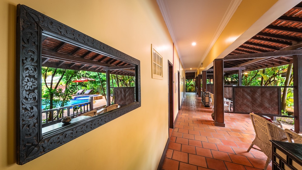 Deluxe Double or Twin Room, Pool View - Photo 16