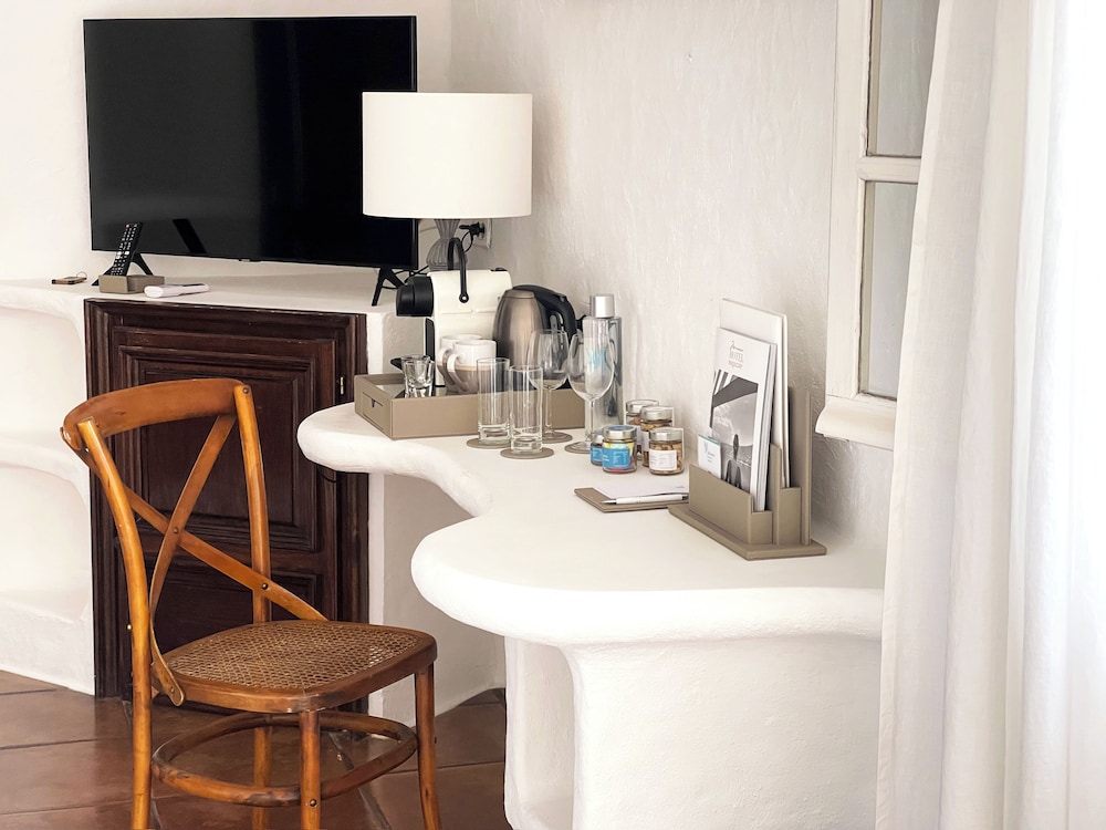 Romantic Suite, 1 Bedroom, Terrace, Garden View
