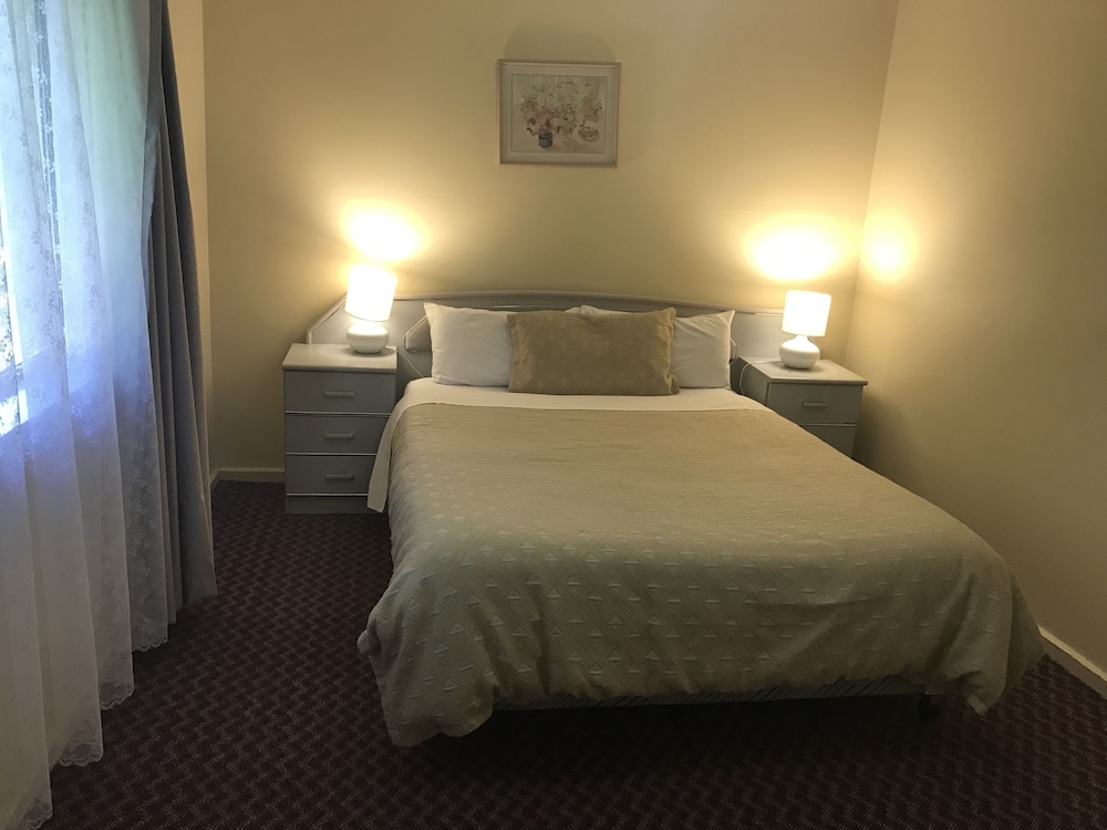 Standard Twin One Bedroom Apartment