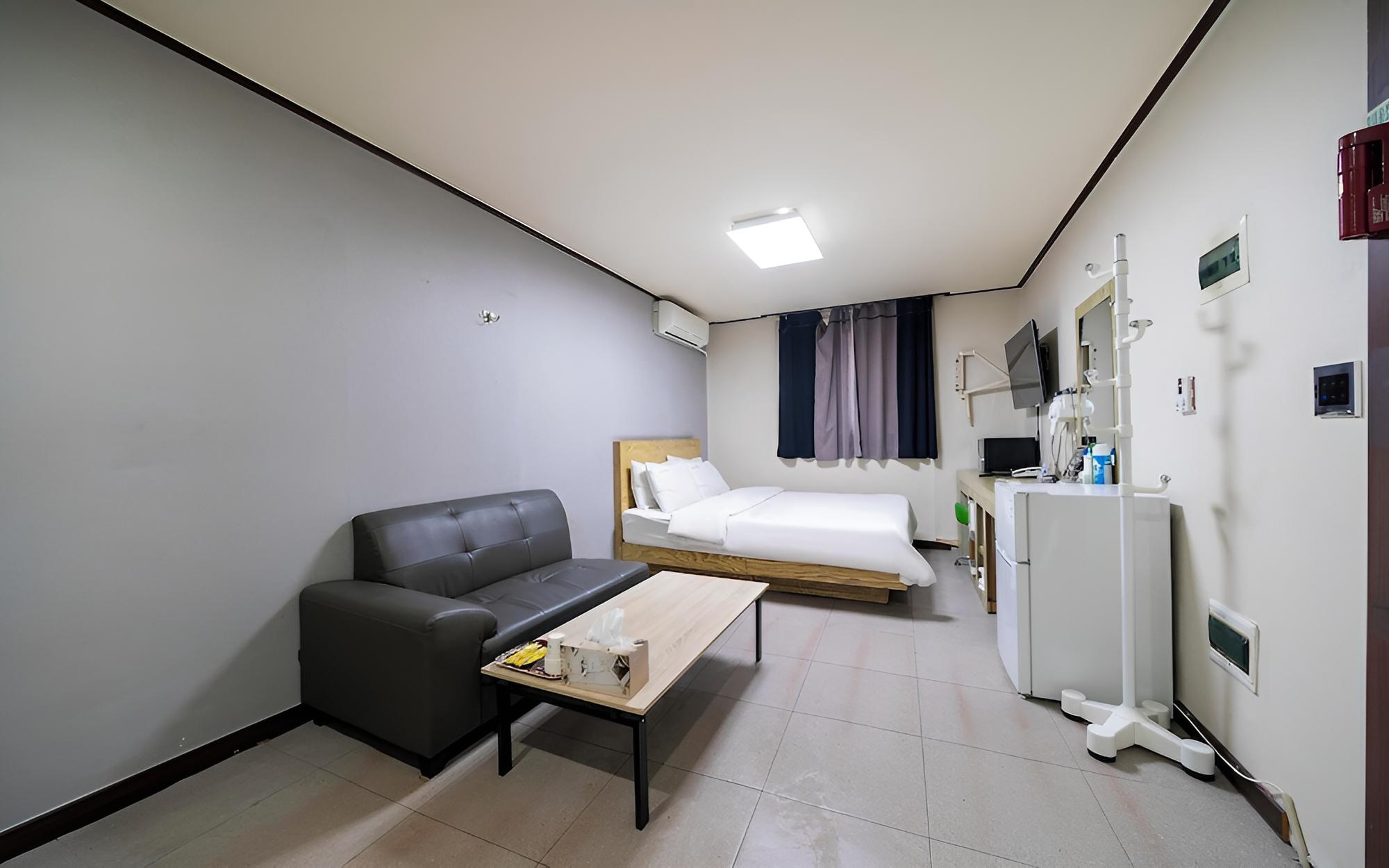 Room (One-room tel 5th floor (PC-free Netfl) photo 1