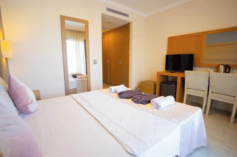 Standard Room, Balcony, Sea View