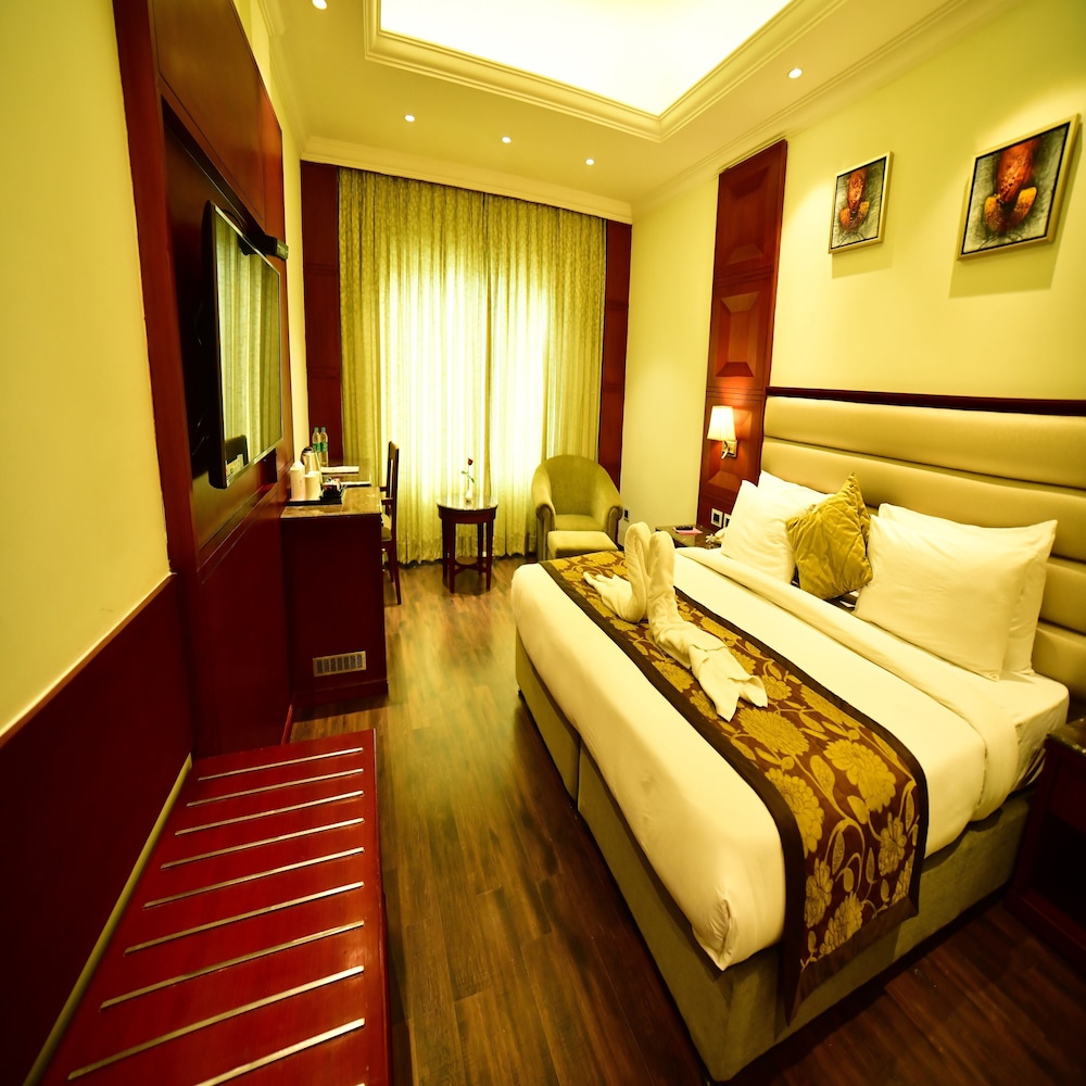 Deluxe Room - Photo 1