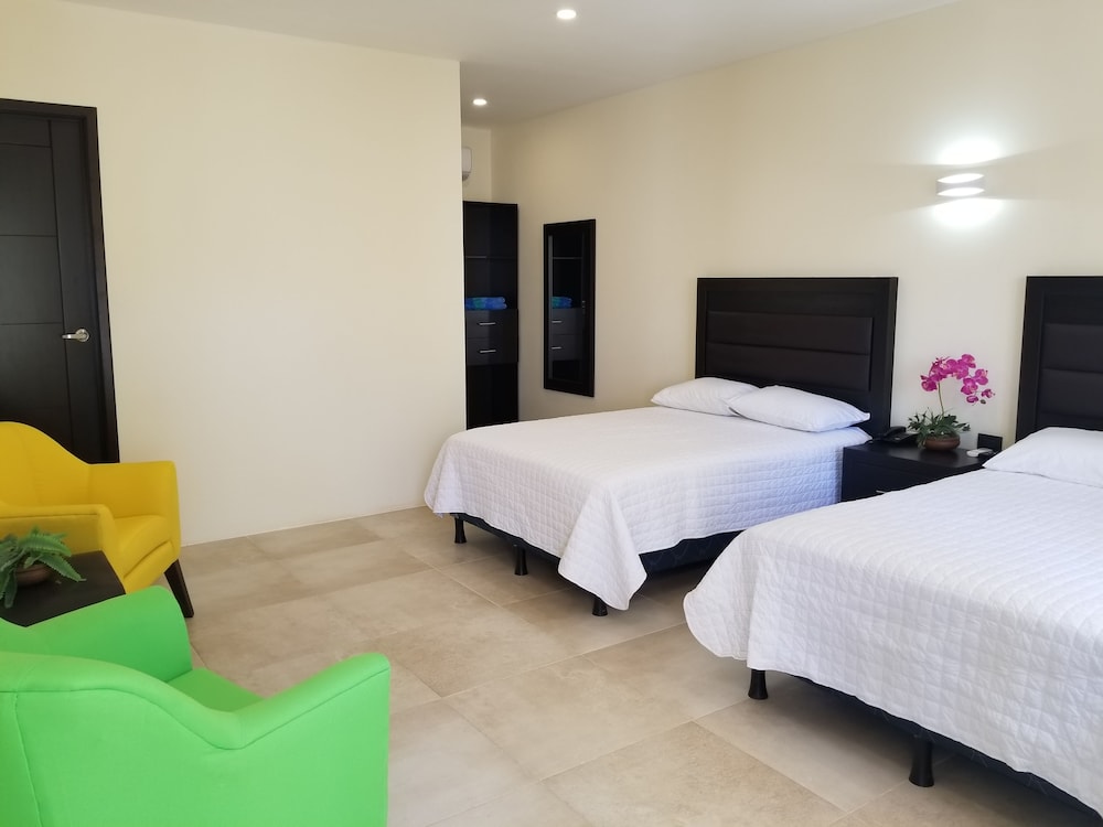 Superior Double Room, 2 Double Beds photo 2