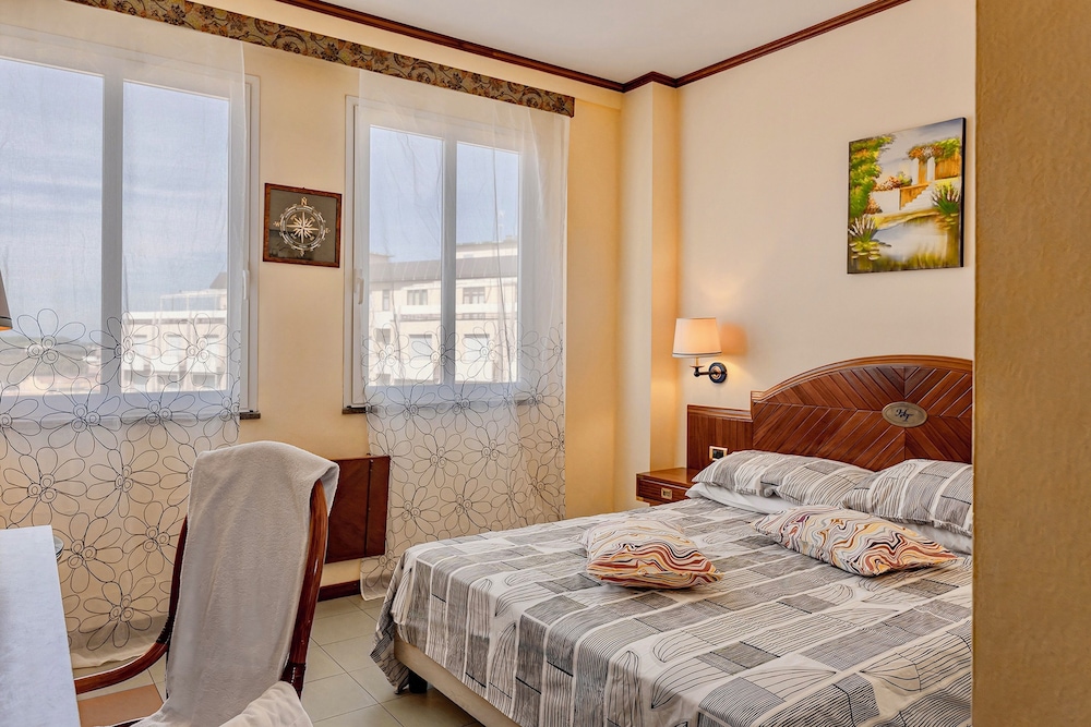 Double Room, Partial Sea View photo 1