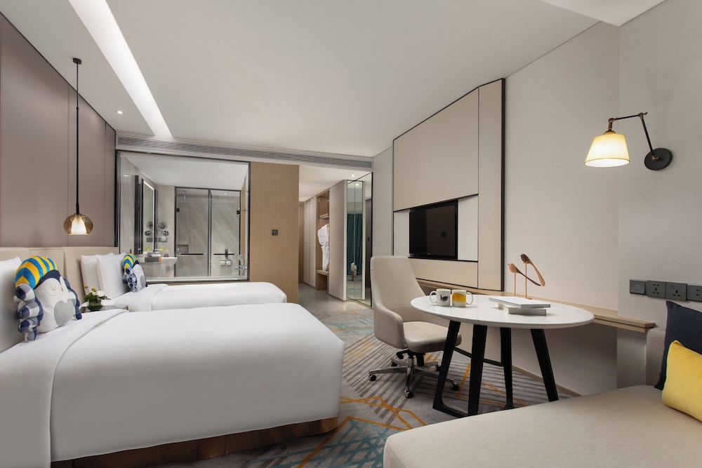 Standard Room, 2 Double Beds, Club Lounge Access