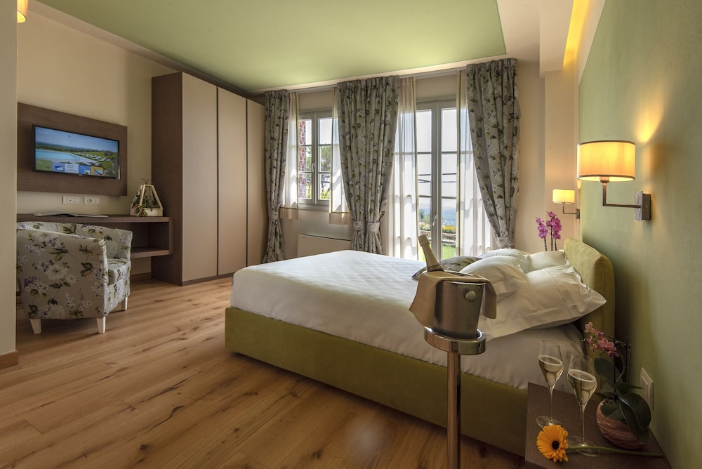 Exclusive Suite - Photo 7