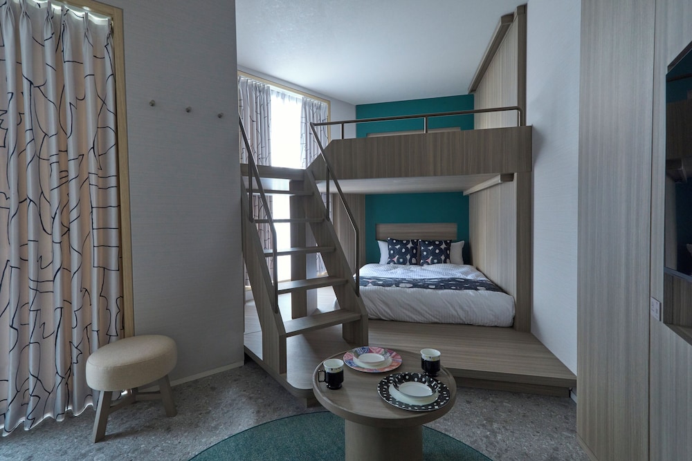Two Bed Bank with HERALBONY, Non Smoking