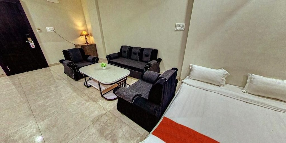 Royal Room