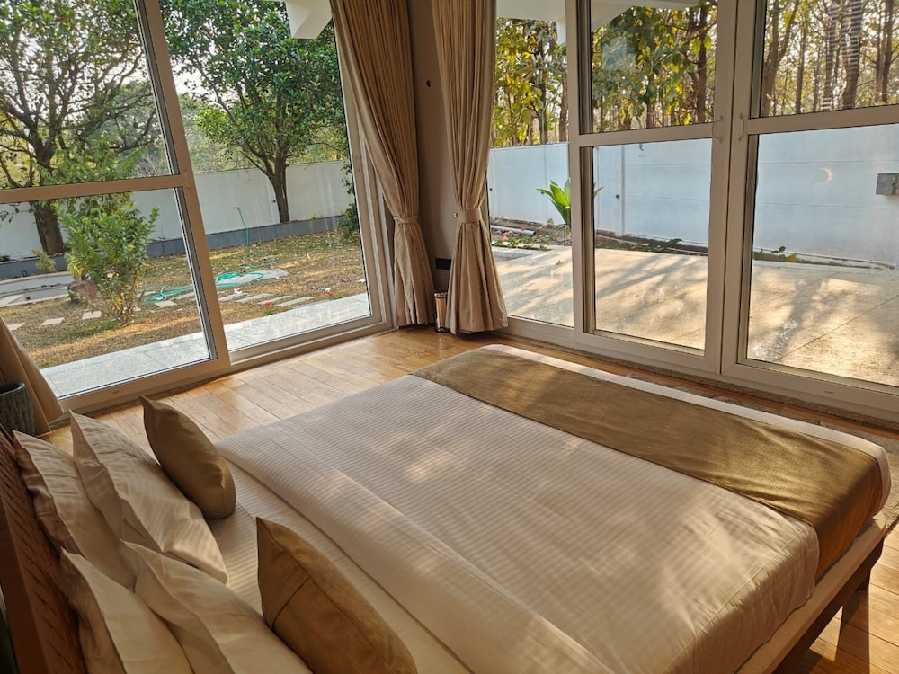Garden View Suite
