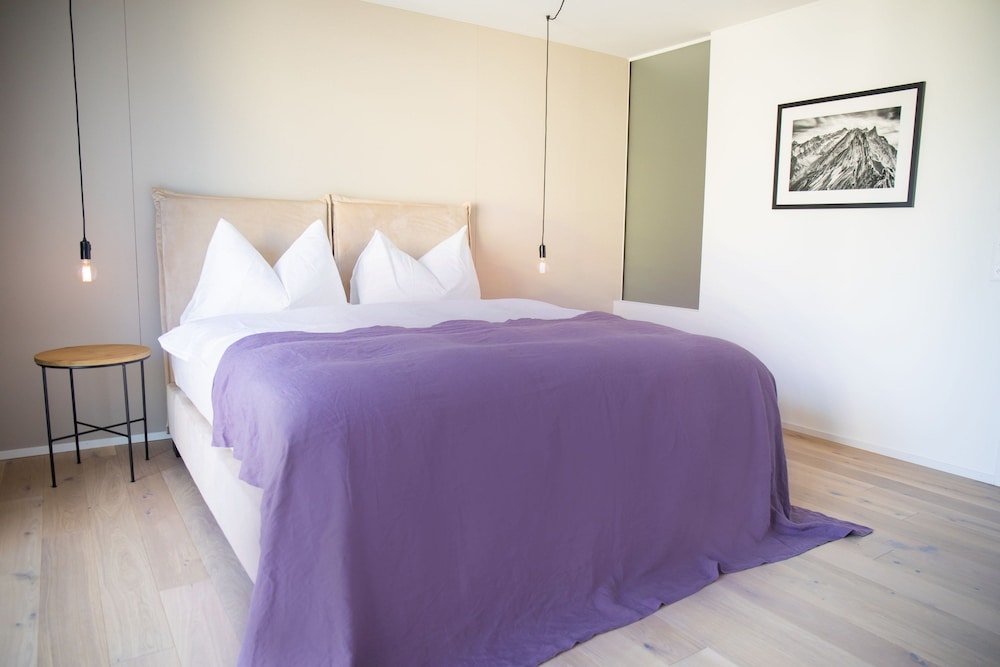 Grand Apartment, 2 Bedrooms photo 2