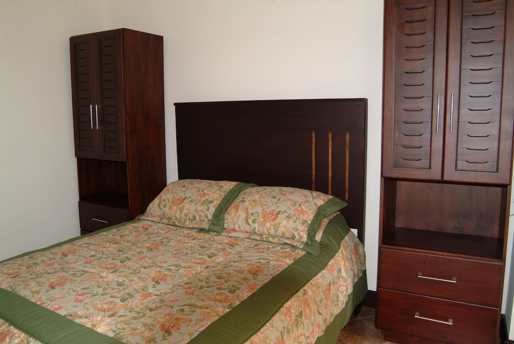 Luxury Condo, Ocean View photo 3