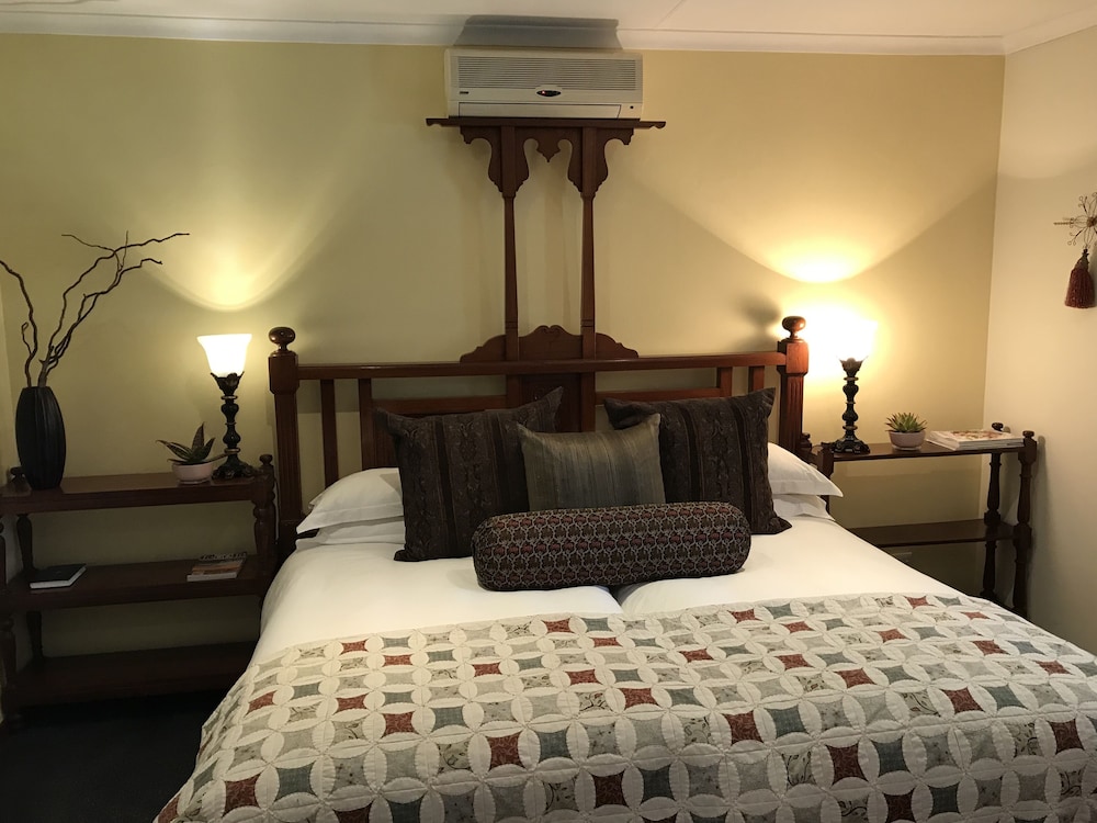 Standard Double or Twin Room (Executive Suite) photo 2