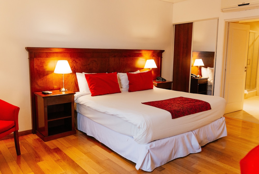Deluxe Room - Photo 1