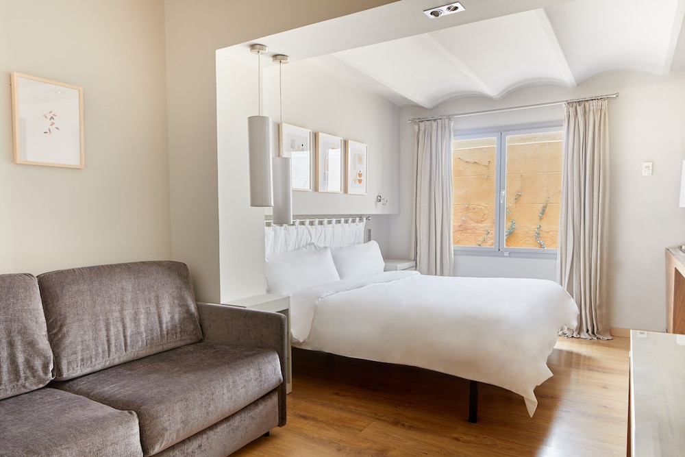 Superior Room, 1 King Bed With Sofa Bed