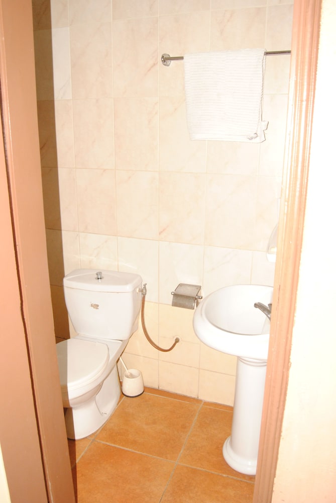 Standard Double Room photo 3