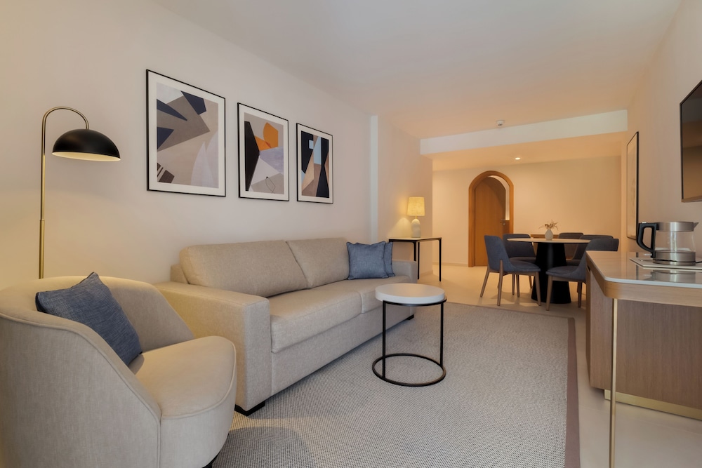 Suite Balcony - Photo 3