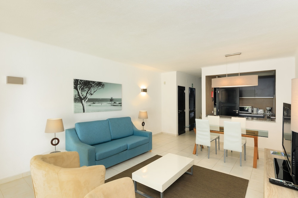Standard Apartment, 2 Bedrooms - Photo 8