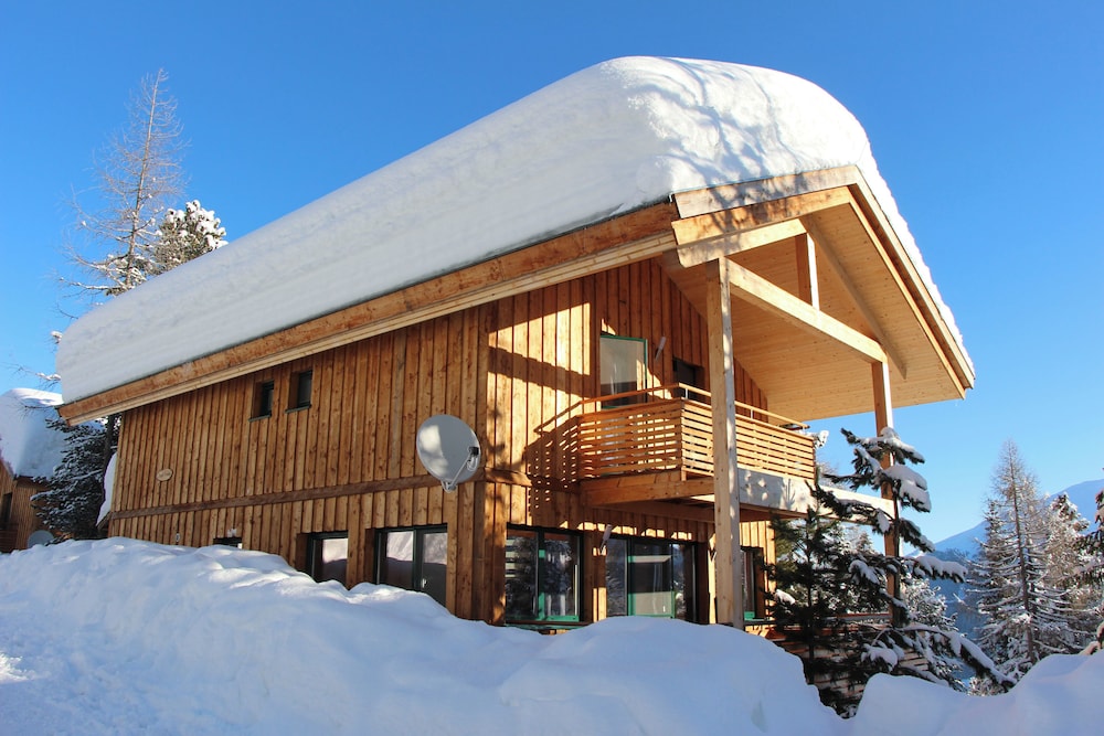 Ferienhaus # 17 mit IR-Sauna, Whirlpool innen & Whirlpool außen