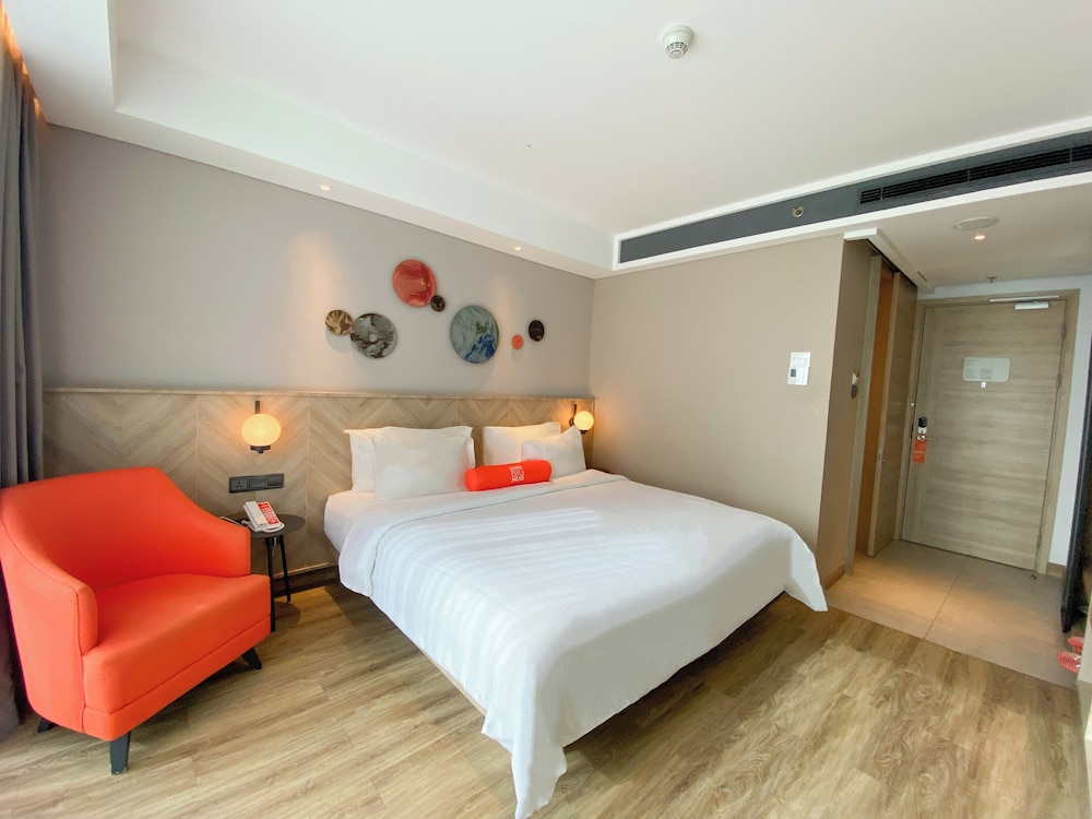 Room (Harris) - Photo 6