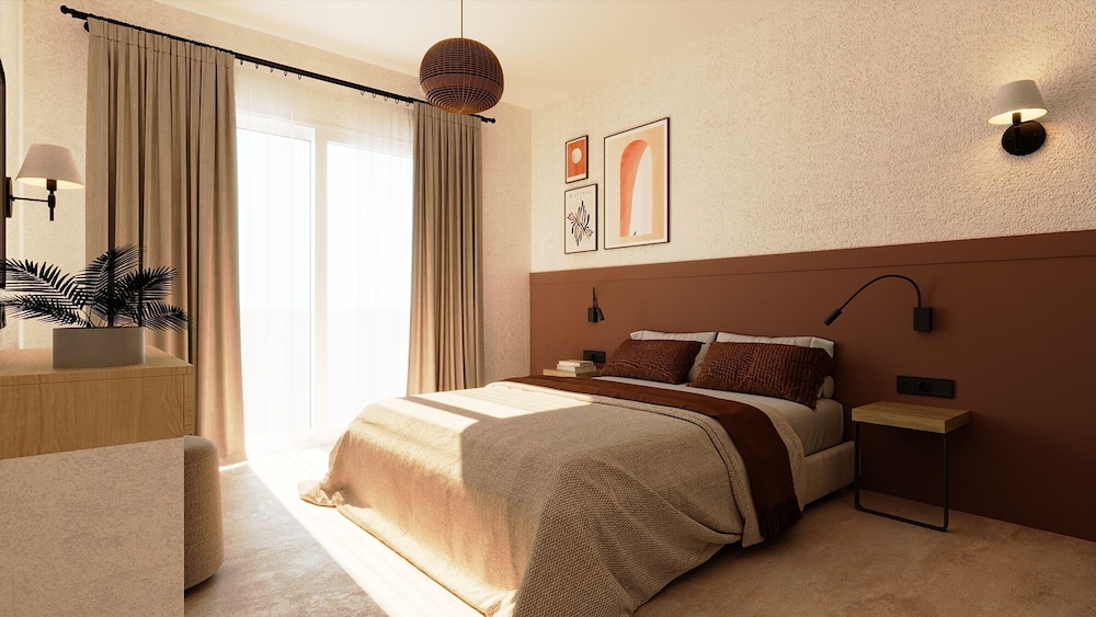 Deluxe Suite, 2 Bedrooms, Pool View