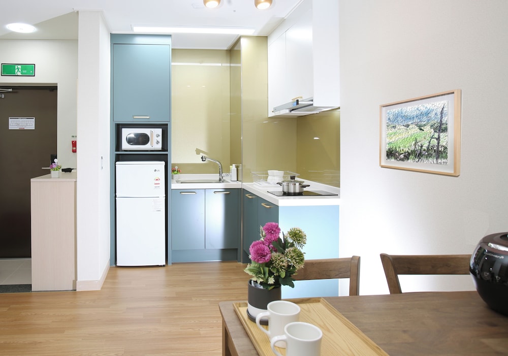 Standard Room (18PY, Cooking Allowed) - Photo 2