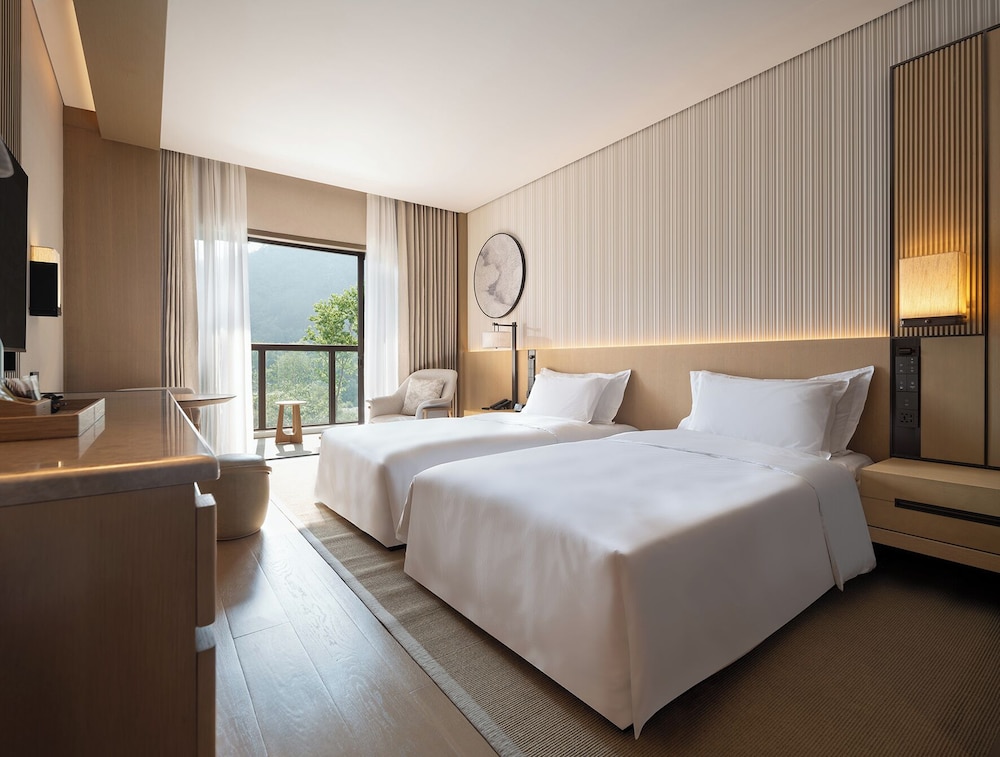 Twin Room, River View photo 1