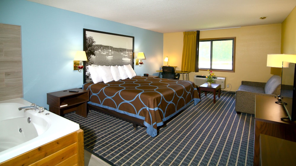 Studio Suite, 1 King Bed, Non Smoking photo 1
