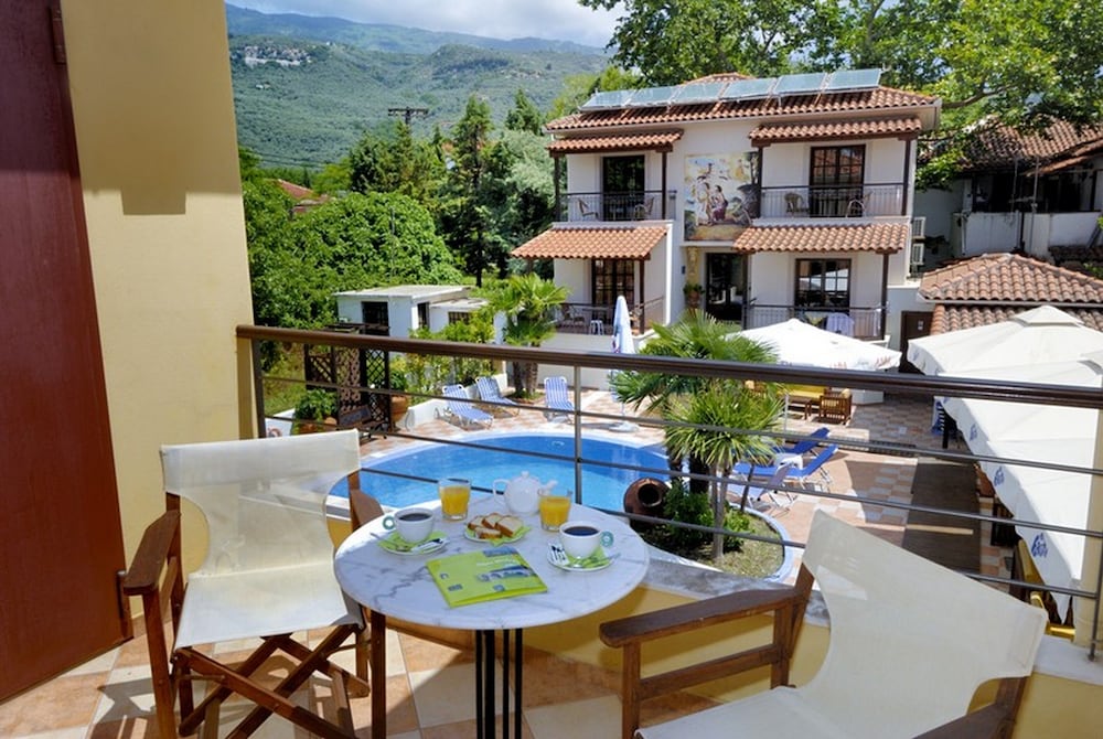 Triple Room, Pool View (first floor) photo 2