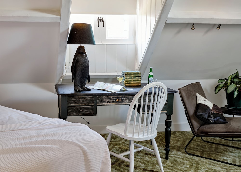 Deluxe Double Room (Inspector)
